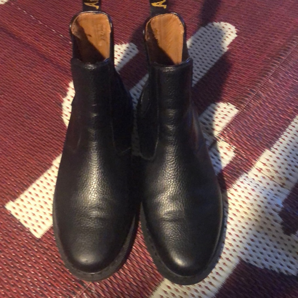 Doc Marten Chelsea Boots